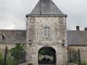 l'entrée du château de Fontenelle