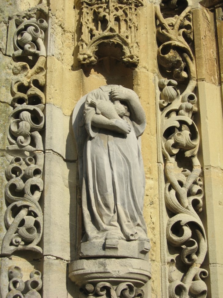 Statut Portail église - Charbogne