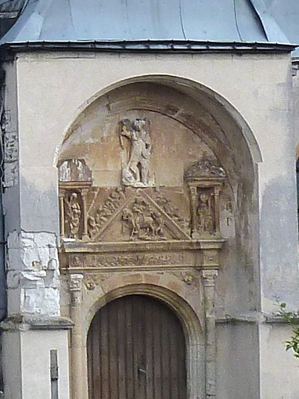 La porte de l'église - Doux