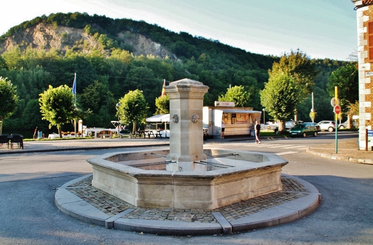 La Fontaine - Fumay