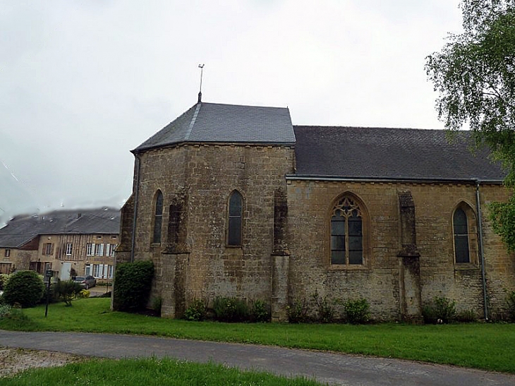 L'église - Harricourt