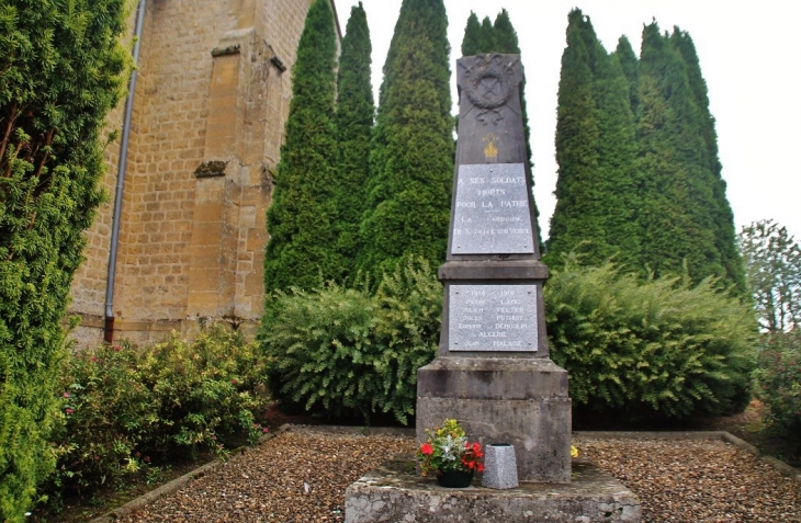 Monument aux Morts - Saint-Pierre-sur-Vence