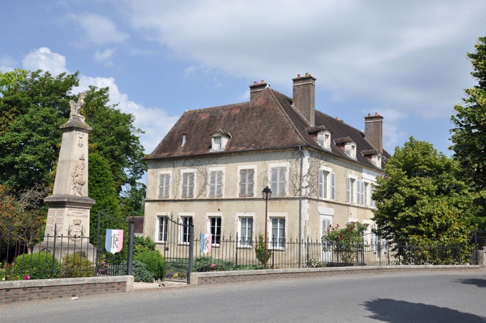 Mairie - Photo Fabienne Clérin - Ervy-le-Châtel