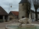Photo précédente de Aujeurres l'église et la fontaine Peute Bête