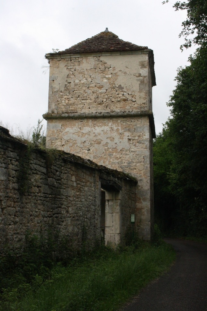 Abbaye de la Crête, le colombier - Bourdons-sur-Rognon