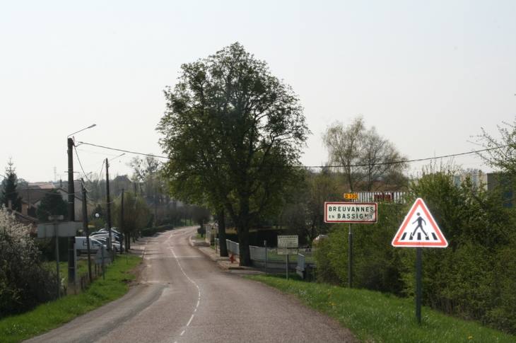 Entrée de Breuvannes en Bassigny - Breuvannes-en-Bassigny