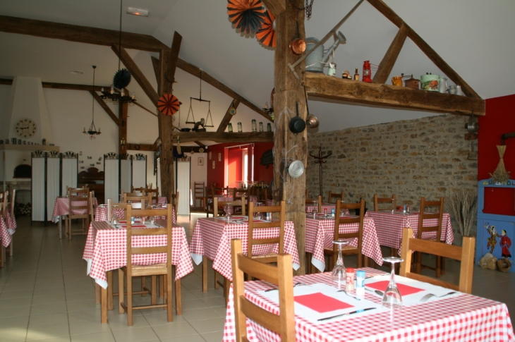 La salle à manger - Breuvannes-en-Bassigny