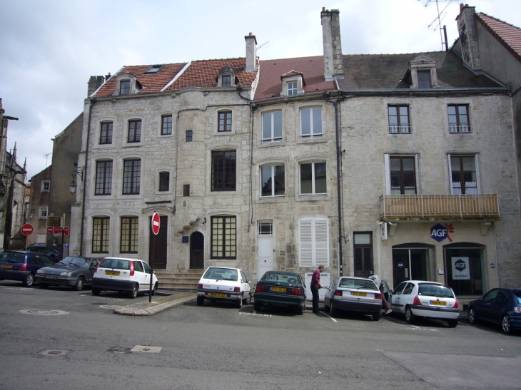 Rue Hautefeuille - Chaumont