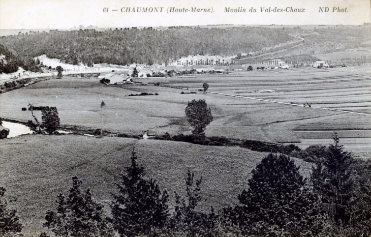 Moulin du Val-des-Chaux, vers 1910 (carte postale ancienne). - Chaumont
