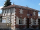 la mairie.Le 1er Janvier 2016 les communes  Droyes, Longeville-sur-la-Laines, Louze et Puellemontier ont fusionné  pour former la nouvelle commune Rives-Dervoises.