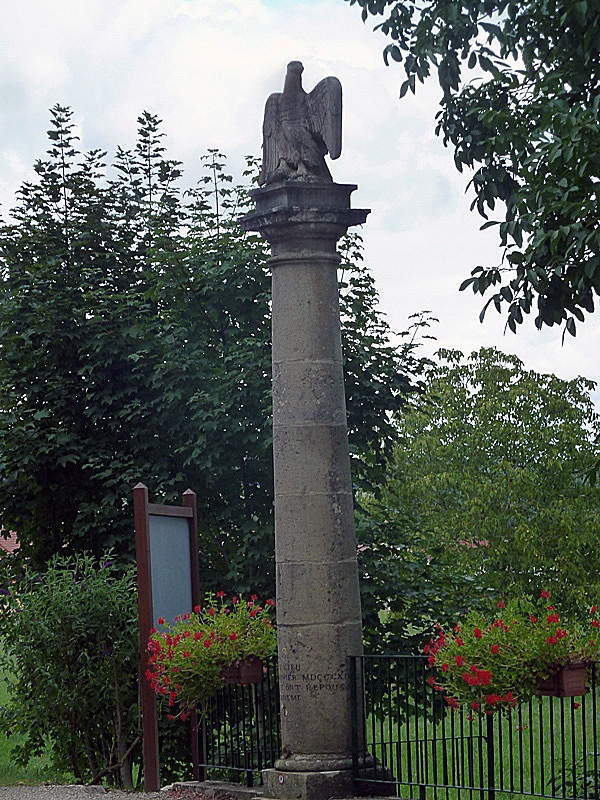 Colonne commémorative de la victoire napoleonienne de 1814 - Longeau-Percey