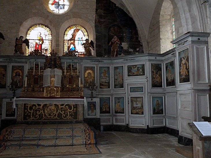 L'intérieur de l'église - Montsaugeon