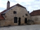 Photo suivante de Montsaugeon maison du village