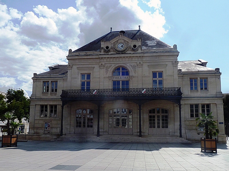Le théâtre - Saint-Dizier