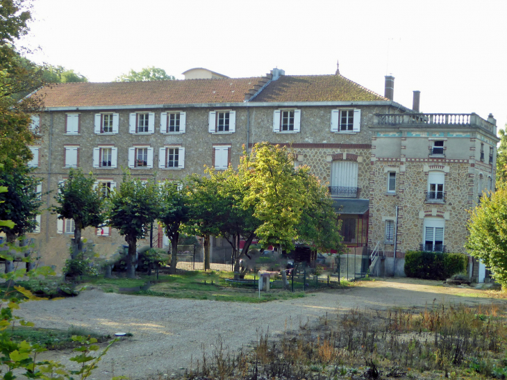 Imposante maison - Aulnay-sur-Marne