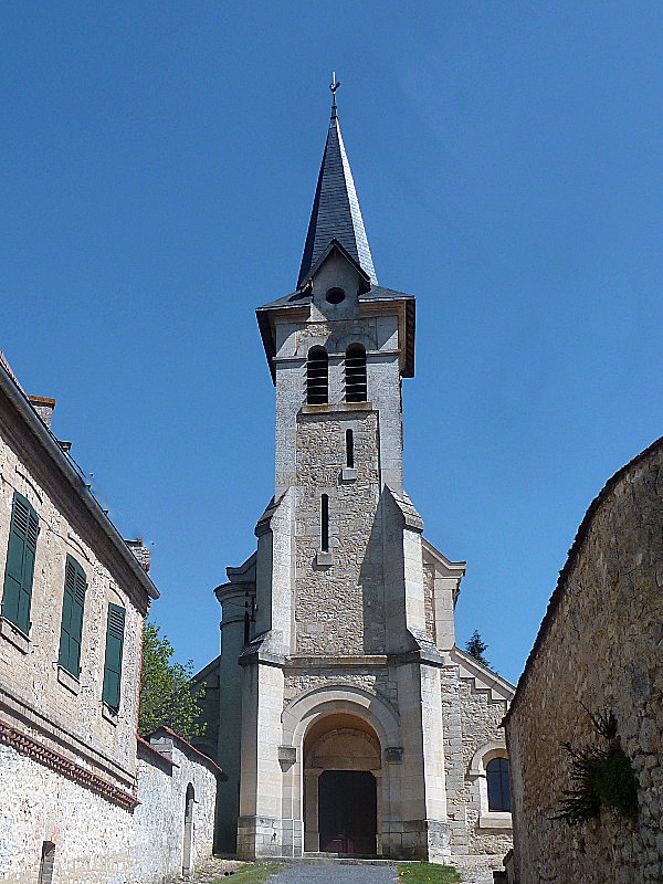 L'église - Courcelles-Sapicourt