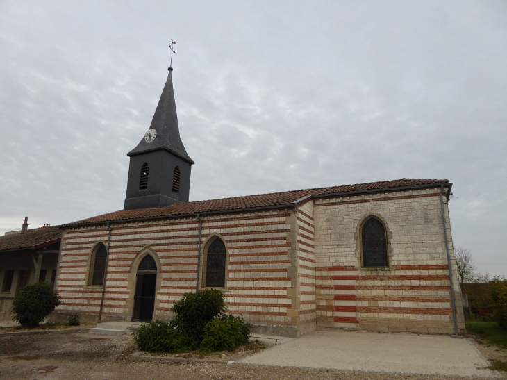 L'église - Dampierre-le-Château