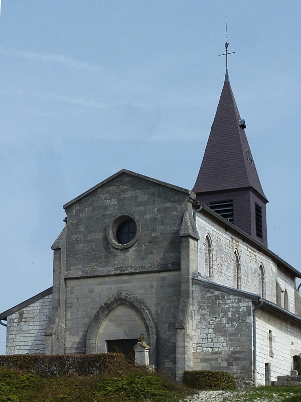 Photo à FauxVésigneul (51320) L'église FauxVésigneul, 316884