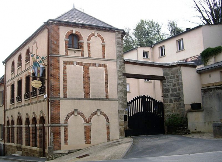 Maison de champagne - Fleury-la-Rivière