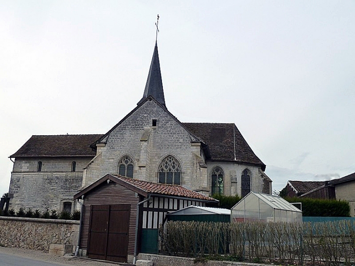 L'église de Bussy - Gigny-Bussy