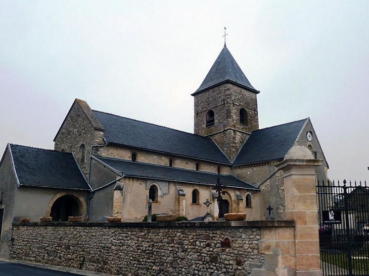 L'église - Les Mesneux