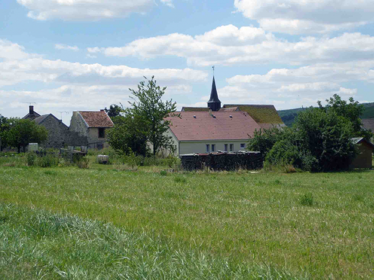 Vue sur le village - Passy-Grigny