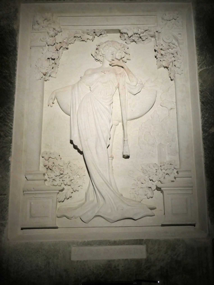Bas relief Louise Pommery : hommage à la fondatrice pour les 150 ans de la Maison en 1986 - Reims