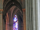 la cathédrale : les colonnes de la nef
