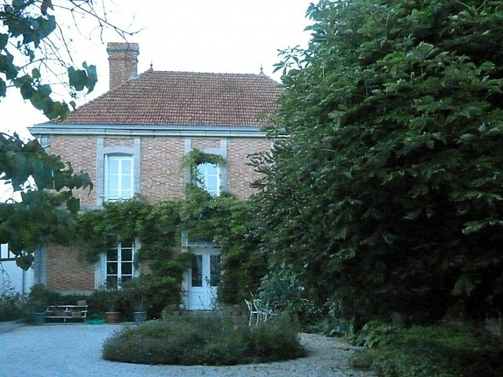 Maison du village - Saint-Remy-en-Bouzemont-Saint-Genest-et-Isson