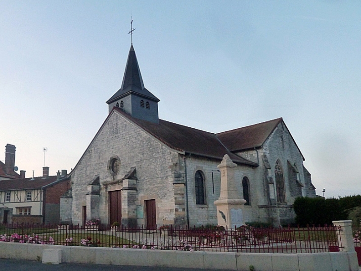 L'église - Saint-Remy-en-Bouzemont-Saint-Genest-et-Isson