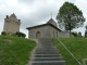 Photo suivante de Somme-Bionne l'escalier menant  au monument aux morts et à l'église