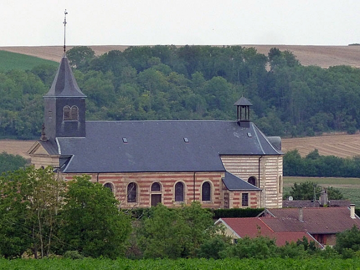 L'église vue du moulin - Valmy