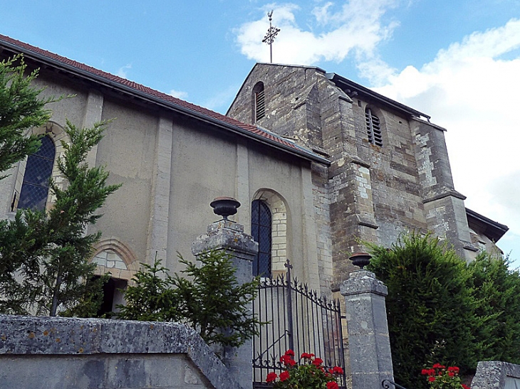 L'église - Vavray-le-Grand
