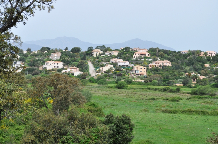 Un quartier de Porticcio - Albitreccia