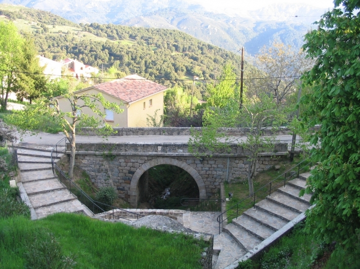 Le pont - Carbuccia