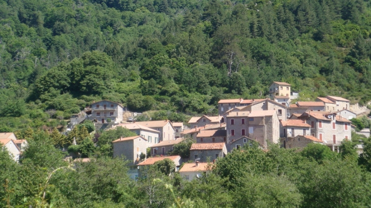 VILLAGE - Ciamannacce