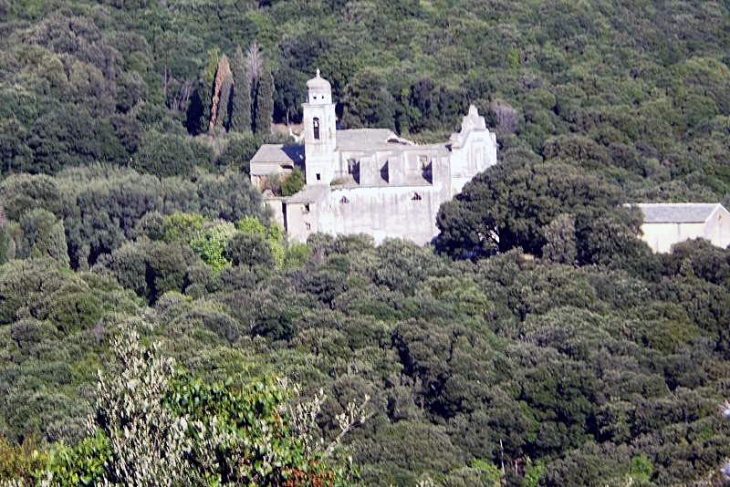 église dans le maquis du cap Corse - Ersa