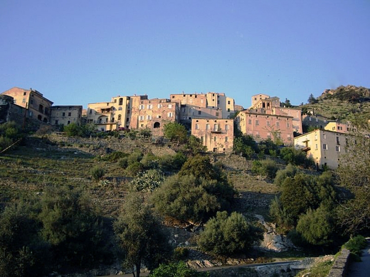 Village perché - Lama