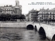 Pont battant et église de la Madeleine, vers 1920 (carte postale ancienne).