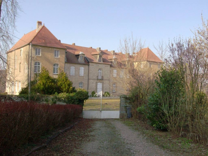 Entrée du Château de Montmartin - Huanne-Montmartin