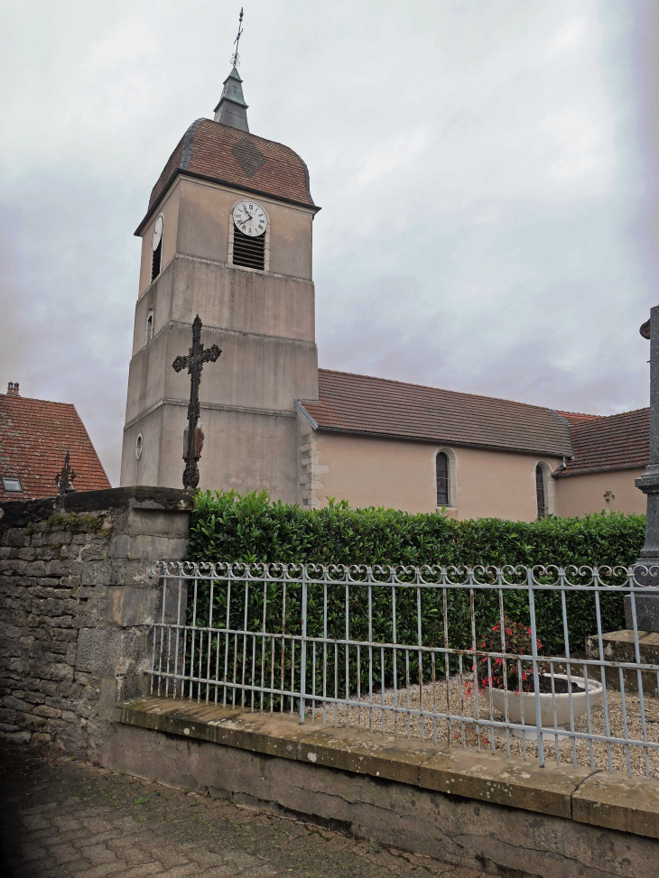 L'église au clocher comtois - Quincey