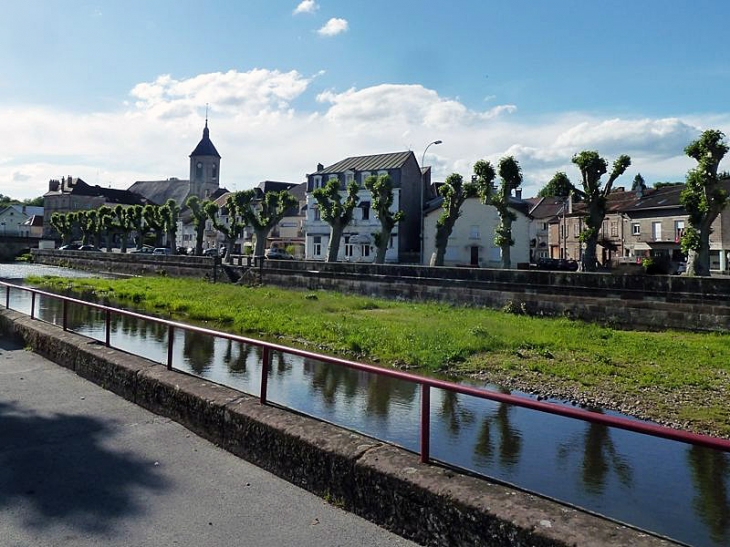 Photo à SaintLoupsurSemouse (70800) Au bord de la rivière Saint