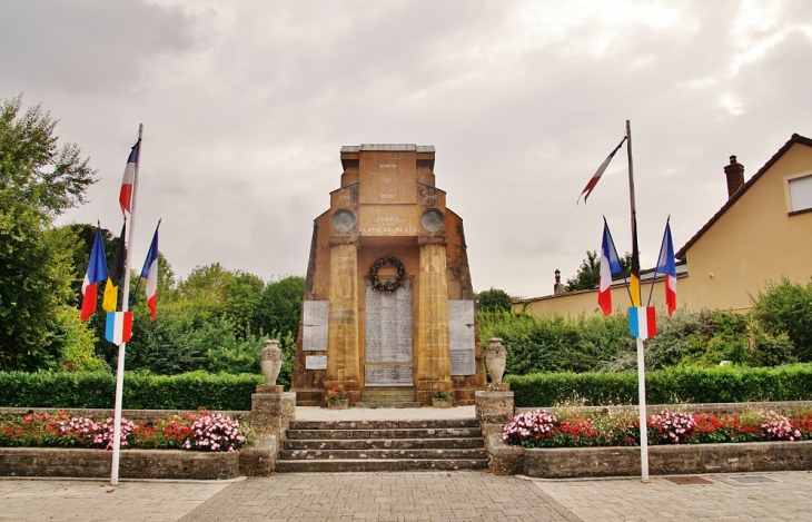 Monument-aux-Morts - Arbois