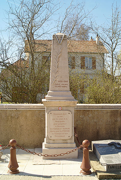 Monument du souvenir - Aumur