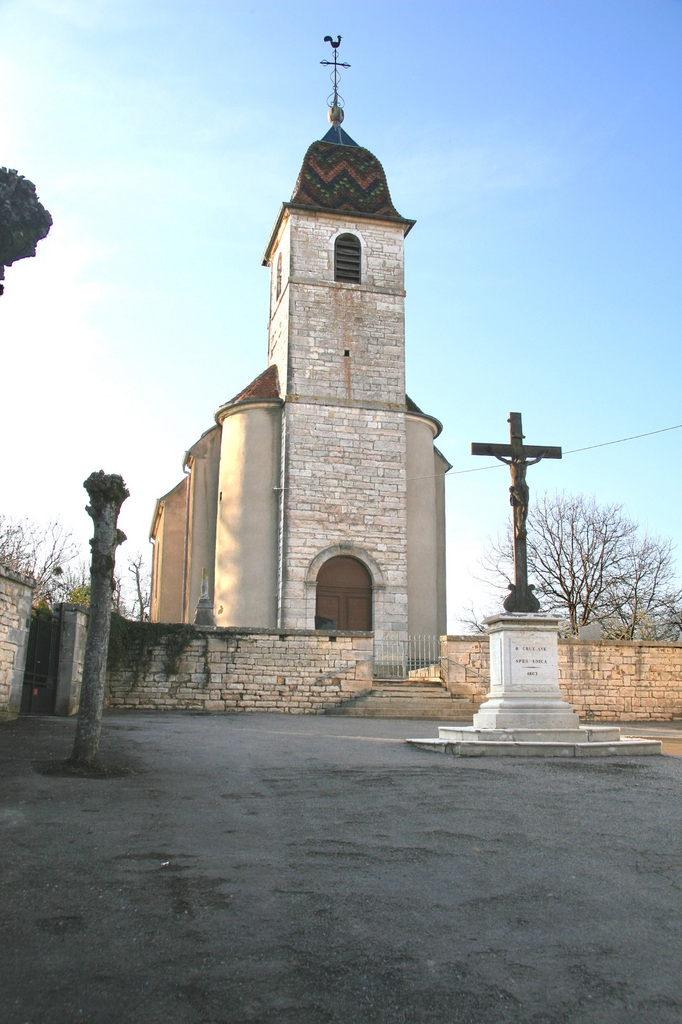 Eglise, clocher et calvaire - Mutigney