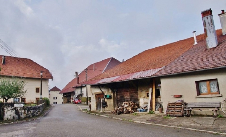 Le Village - Plénise