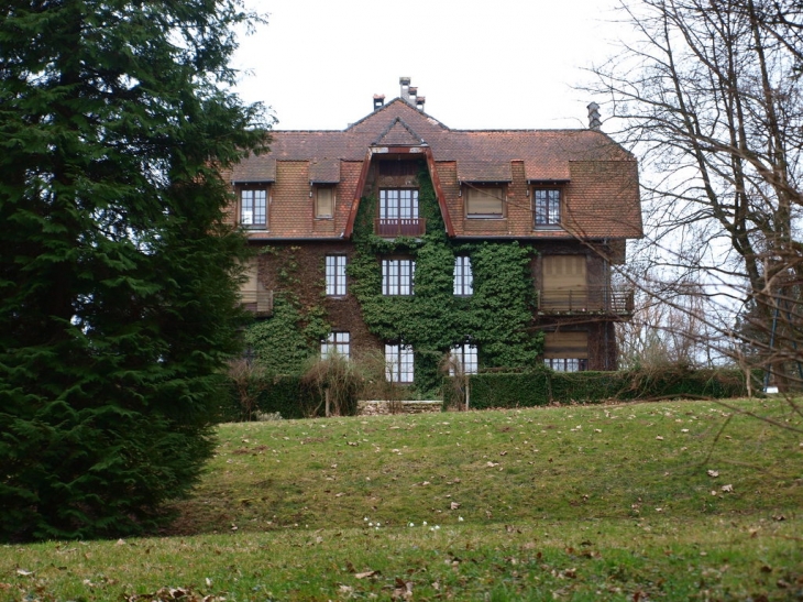 Chateau de madame Andrée - Morvillars