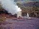 Captage géothermique de Bouillante en 1978. Les premiers sondages ont été effectués dans les années 1960. Sur les 4 forages profond effectués dans les années 1970, un seuil sera productif. Après mise en observation pendant plusieurs années, pour vérifier 