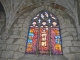 L'église Saint-Hélier et ses vitraux.