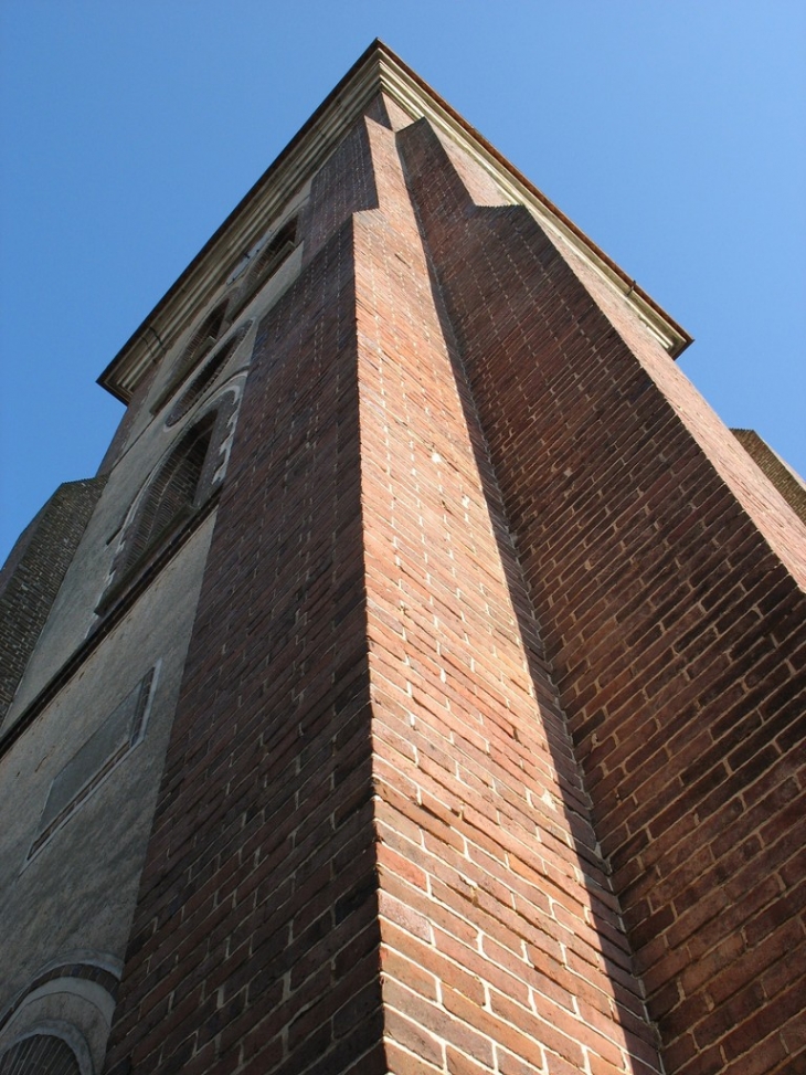 Tour du clocher en briques - Bourth